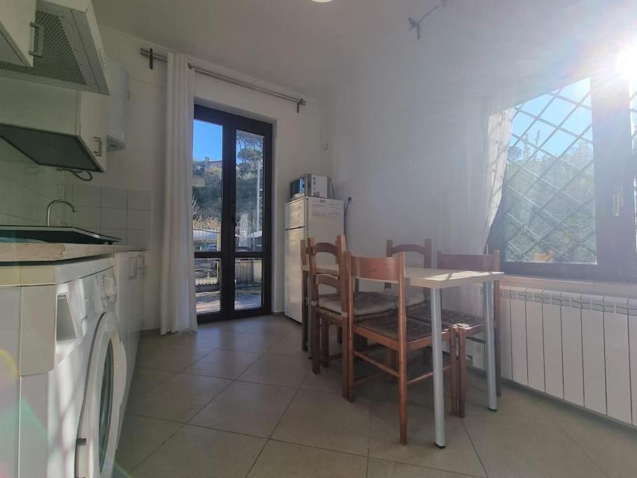 -5 Min From Bus Stop-Free Parking Rome Luaran gambar