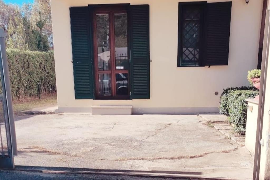 -5 Min From Bus Stop-Free Parking Rome Luaran gambar