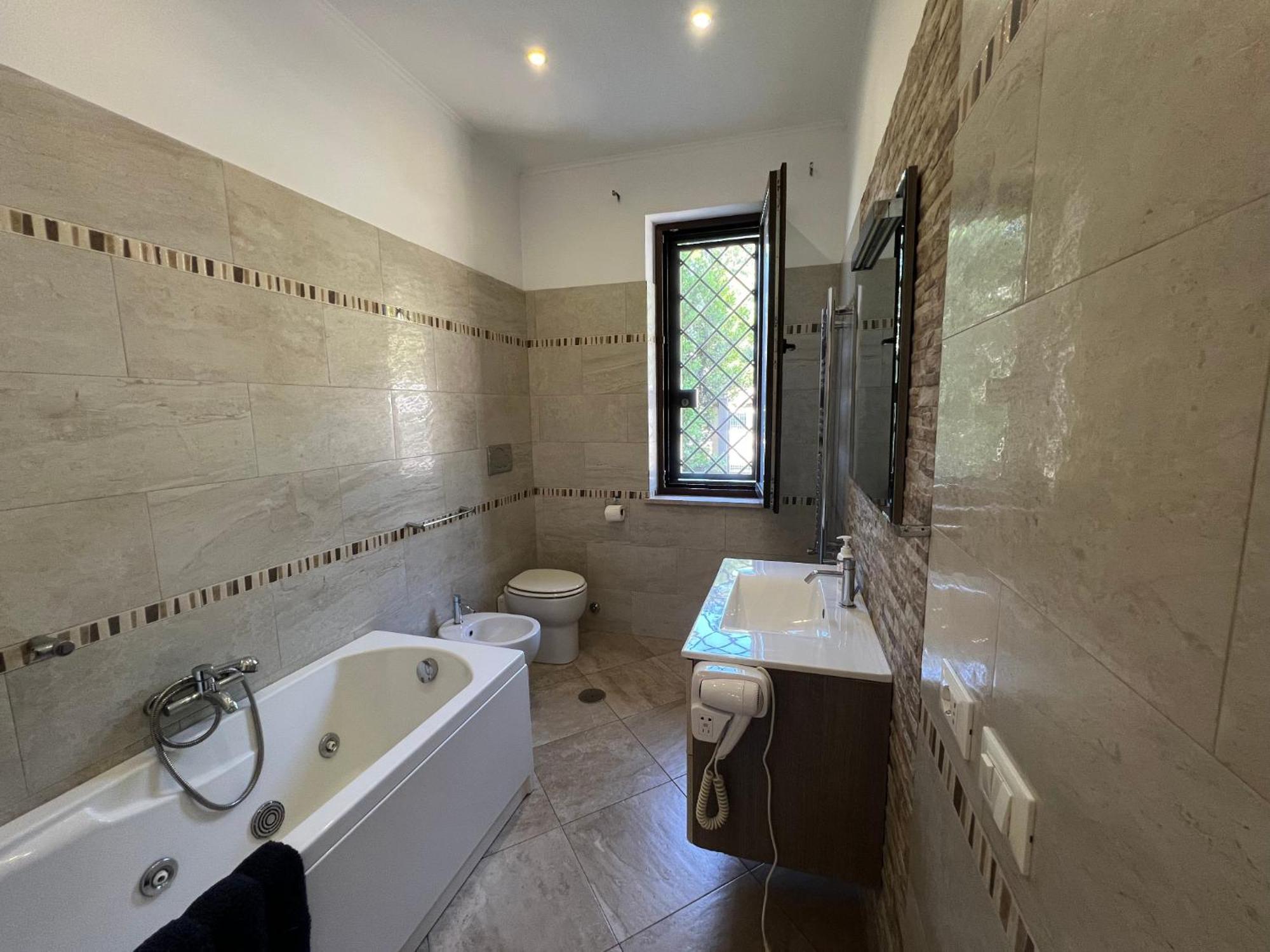 -5 Min From Bus Stop-Free Parking Rome Luaran gambar